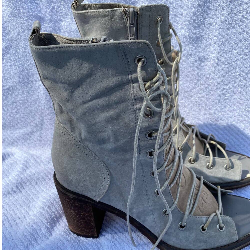 Free People Grey Suede Corset Heel Booties – Size 8 damage see pic 4